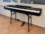 Yamaha P-252 - Stage Player - als nieuw / 1 jaar oud, Verzenden, Zwart, Digitaal, Zo goed als nieuw