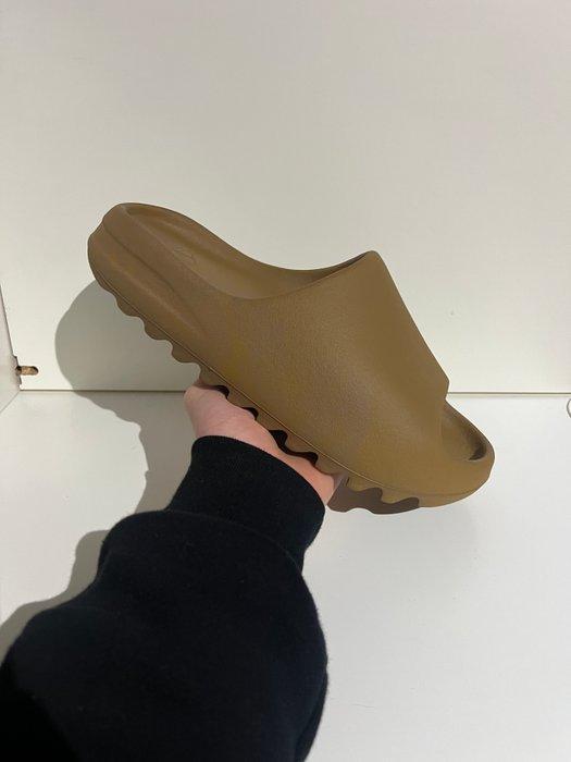 Adidas - Yeezy Slide - Sneakers - Maat: EU 43 - Nieuw met, Kleding | Heren, Schoenen