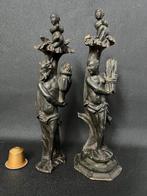Beeldje, Allégories de l’Été et de l’Hiver - 27 cm - Hout, Antiek en Kunst