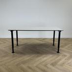 Gispen verstelbaar bureau / tafel 160x80 cm, grijs - zwart, Huis en Inrichting, Bureaus, Ophalen of Verzenden, In hoogte verstelbaar