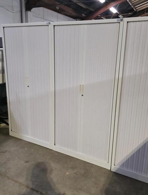 Smalle hoge metalen archiefkasten - 198cm hoog - Nette staat, Huis en Inrichting, Kasten | Roldeurkasten en Archiefkasten, Meerdere deuren