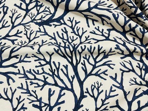 Elegante katoenen stoffen met blauwe koraalpatronen op een, Antiek en Kunst, Antiek | Kleden en Textiel