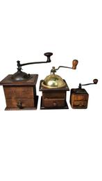 Koffiemolen (3) - Hout, IJzer, Messing - Koffie- en