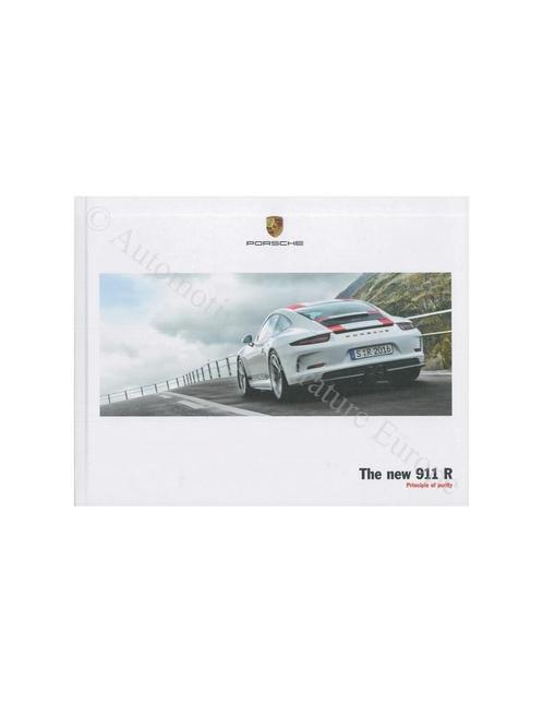 2017 PORSCHE 911 R HARDCOVER BROCHURE ENGELS, Boeken, Auto's | Folders en Tijdschriften, Porsche