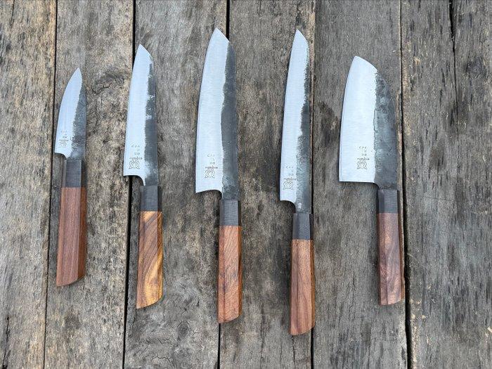 Keukenmes - Handgemaakte verzamelmessen set (5) Japans, Antiek en Kunst, Antiek | Keukenbenodigdheden
