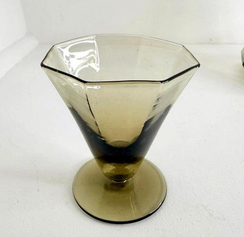 Service Art Deco - Karaf (7) - Verre gerookt, Antiek en Kunst, Kunst | Designobjecten