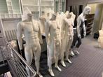 Online veiling: Diverse etalagefiguren en torso’s, Nieuw in verpakking