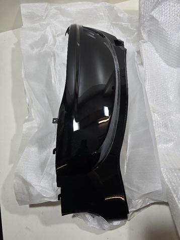 Zijkappen Sym Fiddle 2 glans zwart set L+R beschikbaar voor biedingen