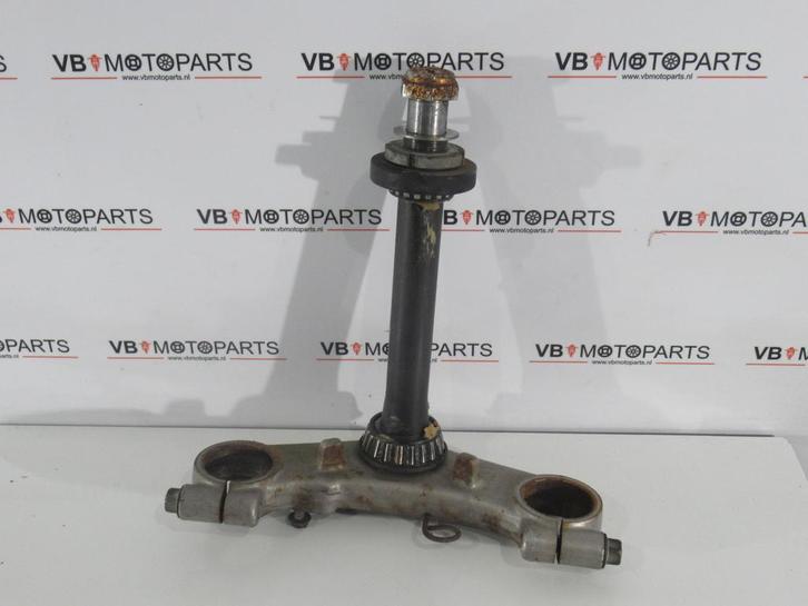 Suzuki GSF 400 Bandit Kroonplaat onder t-stuk, Motoren, Onderdelen | Suzuki, Ophalen of Verzenden