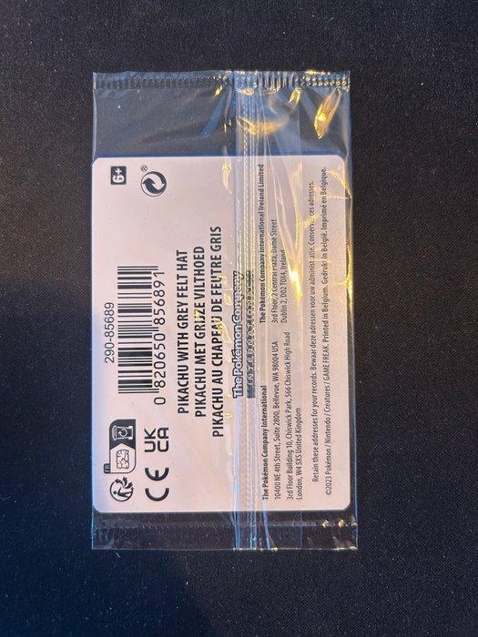 Pokémon - 1 Verzegelde kaart - Pikachu with Grey Felt Hat, Hobby en Vrije tijd, Verzamelkaartspellen | Pokémon