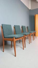 ISA Bergamo - Eetkamerstoel (4) - Hout, Textiel, Messing -, Antiek en Kunst