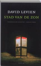 Stad van de zon 9789020409475 David Levien, Verzenden, Gelezen, David Levien