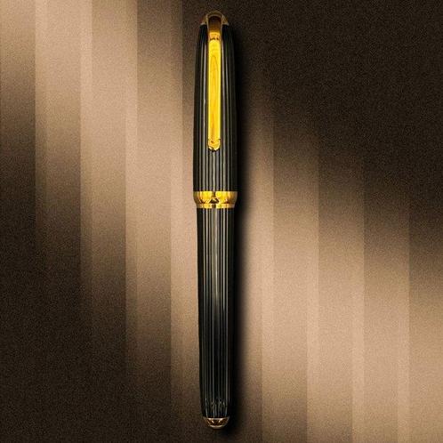 Vendôme Godron (Must de Cartier – variante estilográfica) -, Verzamelen, Pennenverzamelingen