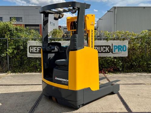 Jungheinrich ETV214-455DZ (2015) handig laag MET VIDEO, Zakelijke goederen, Machines en Bouw | Heftrucks en Intern transport, Reachtruck