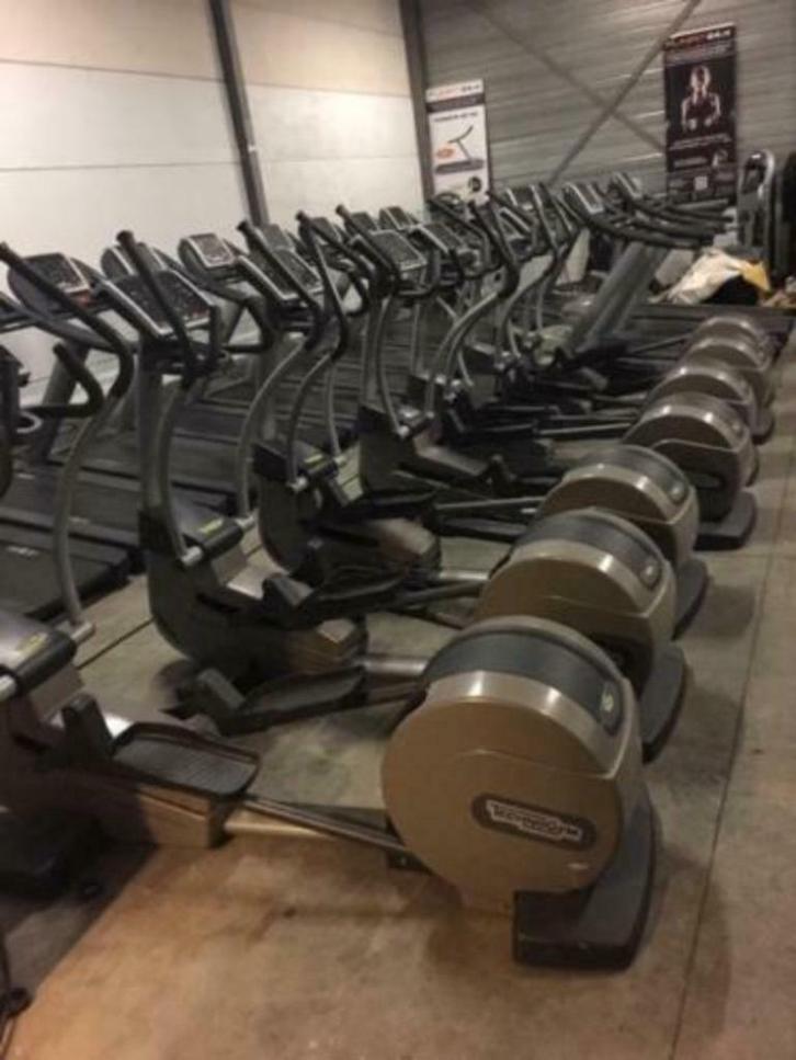 Uit OPHEF Technogym crosstrainer synchro excite  cardio led, Sport en Fitness, Fitnessapparatuur, Crosstrainer, Gebruikt, Metaal
