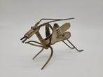 Gérard Bouvier - sculptuur, Sculpture de sauterelle en