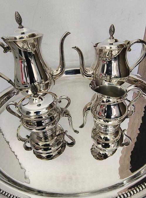 calegaro - Calegaro - Koffie- en theeservies (5) - servizio, Antiek en Kunst, Antiek | Meubels | Tafels