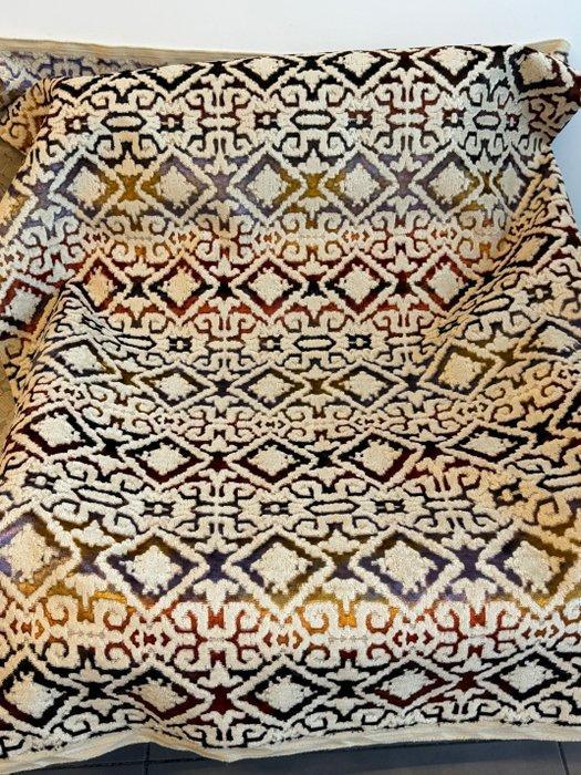 Jacquard fluwelen stof voor meubelbekleding met geometrisch, Antiek en Kunst, Antiek | Kleden en Textiel