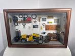Artwork - Custom - Diorama officina con auto depoca, Nieuw