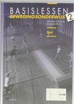 9789035214781 Basislessen bewegingsonderwijs / 2 spel, Boeken, B. van Gelder, Zo goed als nieuw, Verzenden
