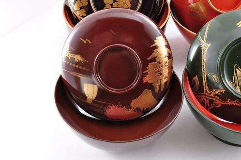 Japans traditioneel lakwerk Soepkommen Set van 4 –  Makie, Antiek en Kunst, Antiek | Overige Antiek