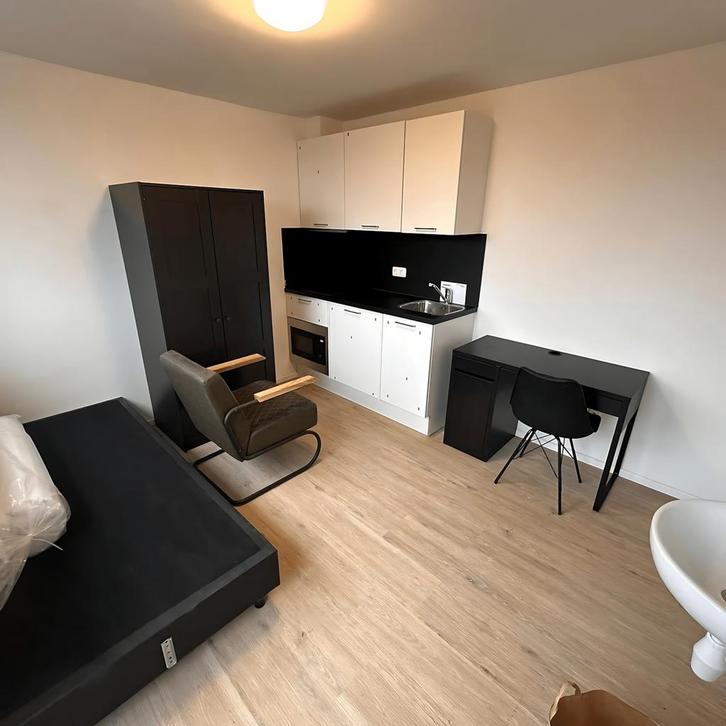 studio in Enschede gevonden voor €780,- pm, Huizen en Kamers, Kamers te huur, Minder dan 20 m², Enschede