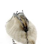 Antiek beugeltasje met zilveren handvat en glaskralen, Sieraden, Tassen en Uiterlijk, Tassen | Damestassen, Ophalen of Verzenden