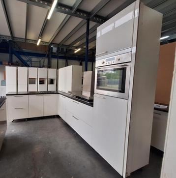 Keuken Compleet 120 Complete keukens OP voorraad NR 2731 beschikbaar voor biedingen