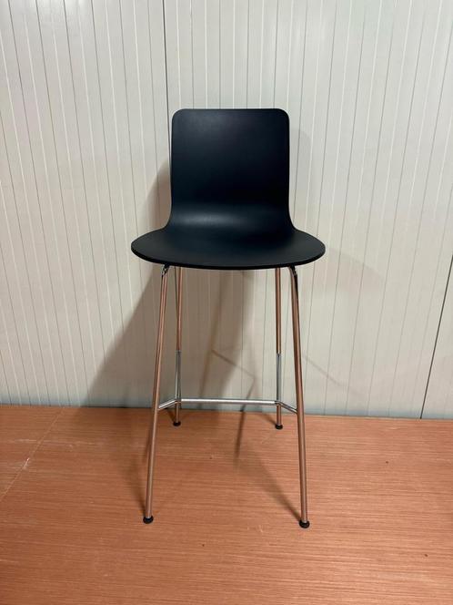 VitraHal Stool High Barkruk, Verkerend In Uitstekende Staat, Huis en Inrichting, Barkrukken, Zo goed als nieuw, Metaal, 60 tot 90 cm