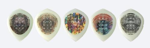 Attak Pik - Mecha Radium I - plectrum set 2.00 mm, Muziek en Instrumenten, Instrumenten | Toebehoren, Ophalen of Verzenden