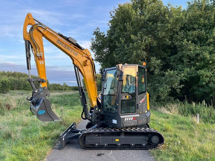 Shantui minigraver Yanmar Diesel 5.8 ton AIRCO mini graver, Zakelijke goederen, Machines en Bouw | Kranen en Graafmachines, Graafmachine