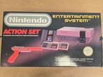 Nintendo - Nes - ACTION SET -  with top foam, poster,, Nieuw