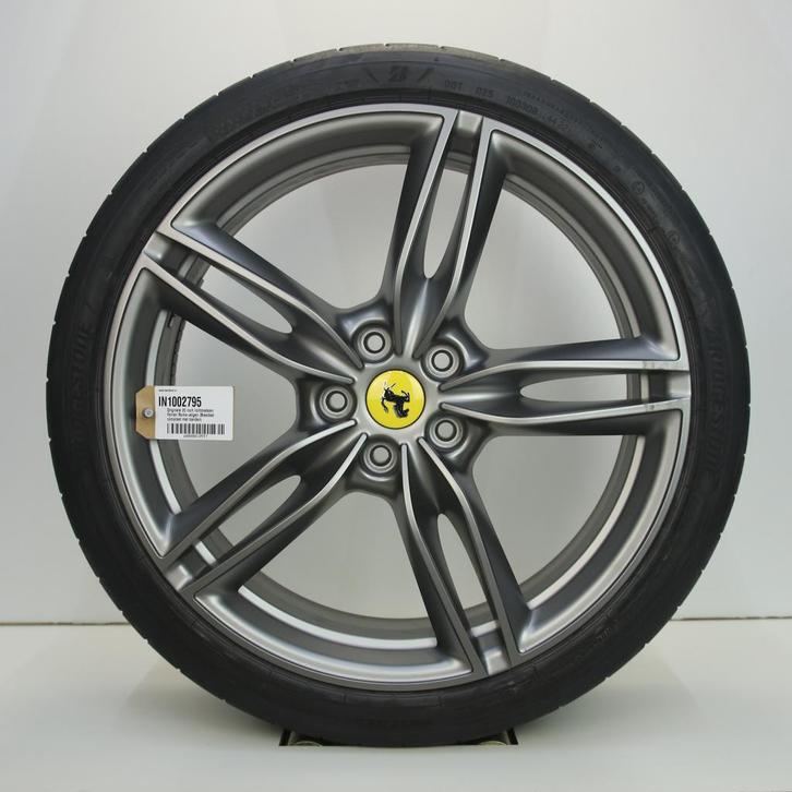 Originele velgen 20 inch Ferrari Roma Incl banden *IN1002795, Auto-onderdelen, Banden en Velgen, 20 inch, Zomerbanden, Personenwagen