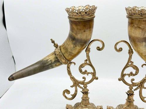 Decoratief ornament (2) - Frankrijk - Een paar hoorn des, Antiek en Kunst, Antiek | Overige Antiek