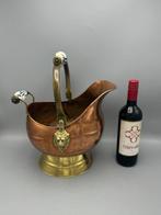 Authentieke helmvormige kolenkit / Helm shaped coal scuttle, Antiek en Kunst