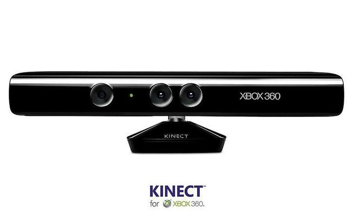 Xbox 360 kinect sensor met kinect sports, Spelcomputers en Games, Spelcomputers | Xbox | Accessoires, Kinect, Zo goed als nieuw