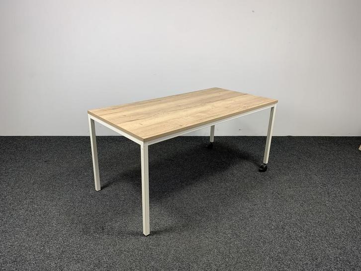 Refurbished Ahrend Verrijdbare Tafel - 160x80 cm, Zakelijke goederen, Kantoor en Winkelinrichting | Kantoormeubilair en Inrichting