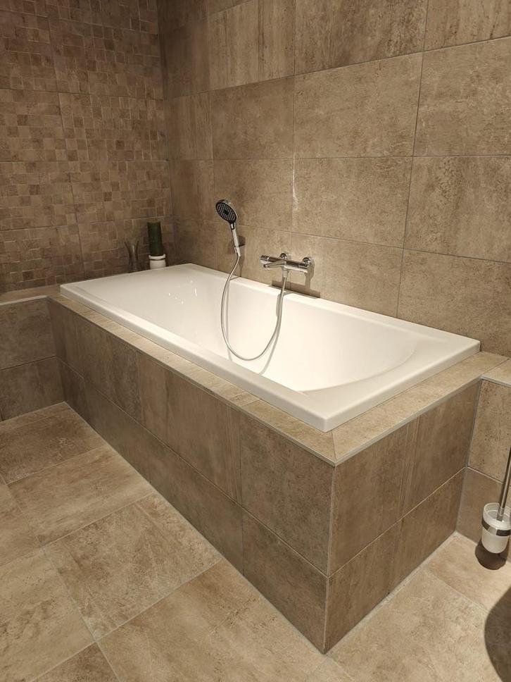 Showmodel ligbad duobad 180x80cm wit - 0023, Doe-het-zelf en Verbouw, Sanitair, Bad, Nieuw, Ophalen