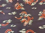Dragons in de wind – Oosterse legendes in stof - Meubelstof