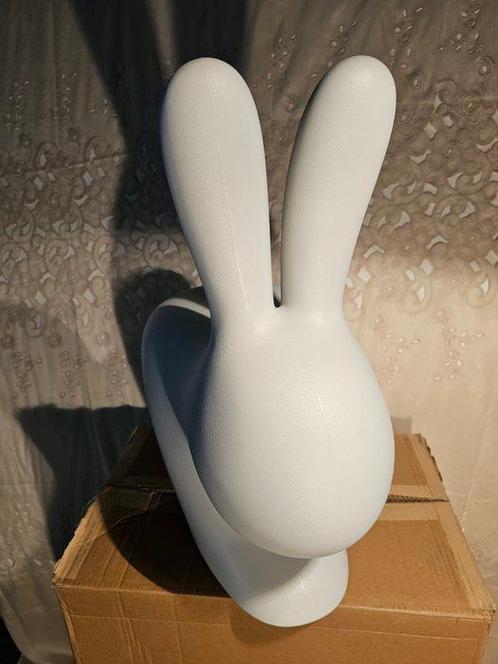 Qeeboo - Stefano Giovannoni - Stoel - Konijnenkamer Baby -, Antiek en Kunst, Antiek | Meubels | Stoelen en Banken