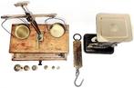 Verzameling van drie antieke weegschalen - Werkgereedschap, Antiek en Kunst, Curiosa en Brocante