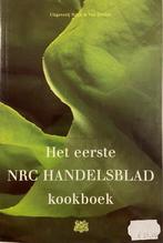 Het eerste NRC Handelsblad kookboek 9789038803142, Boeken, Kookboeken, Verzenden, Gelezen