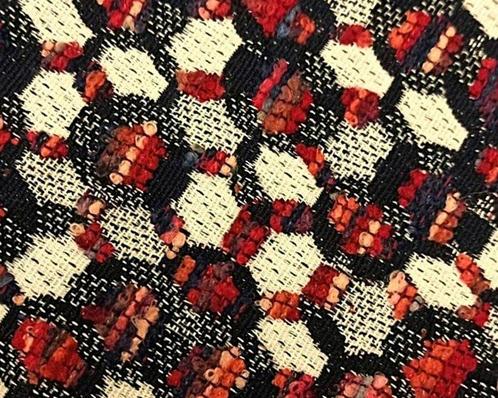 Pregiato Bouclé van Wol en Katoen Ambachtelijke Verwerking, Antiek en Kunst, Antiek | Kleden en Textiel