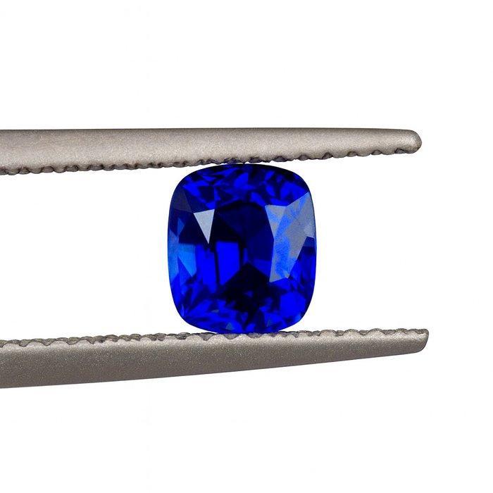 1 pcs Blauw Saffier - 1.57 ct - Lotus Gemology - Pauwenblauw, Sieraden, Tassen en Uiterlijk, Edelstenen