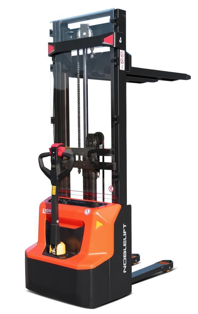 Noblelift elektrische stapelaar met vrije heffing vanaf, Zakelijke goederen, Machines en Bouw | Heftrucks en Intern transport