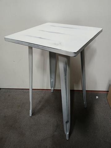 Bistrotafel, staal / geborsteld wit, B x D x H 60 x 60 x 102 beschikbaar voor biedingen