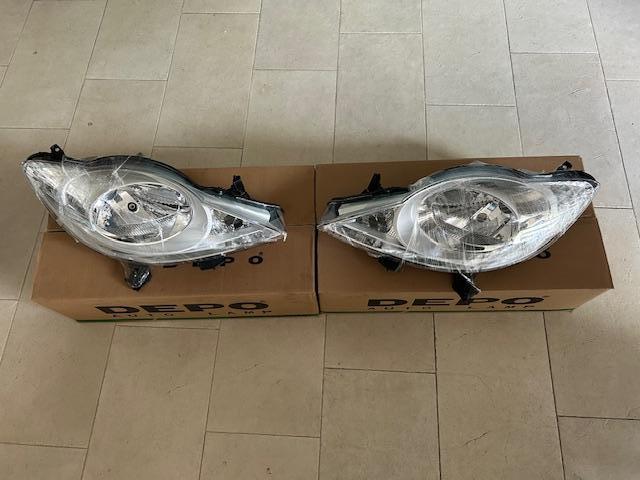 nieuwe koplampen Peugeot 107 nodig ?., Auto-onderdelen, Verlichting, Nieuw, Peugeot, Ophalen of Verzenden