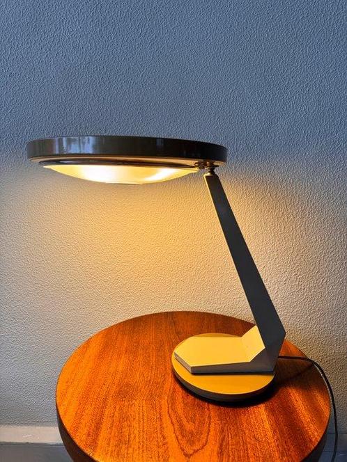 Lupela - Luis Perez de la Oliva - Tafellamp - Chroom, Glas,, Antiek en Kunst, Antiek | Lampen