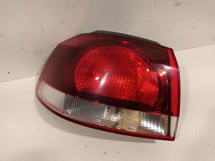 Achterlicht links buiten Volkswagen Golf VI 1.4 TSI, Auto-onderdelen, Verlichting, ARN erkend, Stiba lid, Erkend duurzaam, Gebruikt