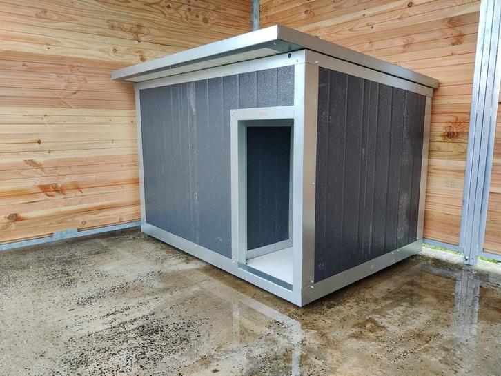 Hondenhok Geïsoleerd. Onderhoudsvrij! 2j GARANTIE Nachthok, Dieren en Toebehoren, Hondenhokken, 110 cm of meer, Hondenhok, Nieuw